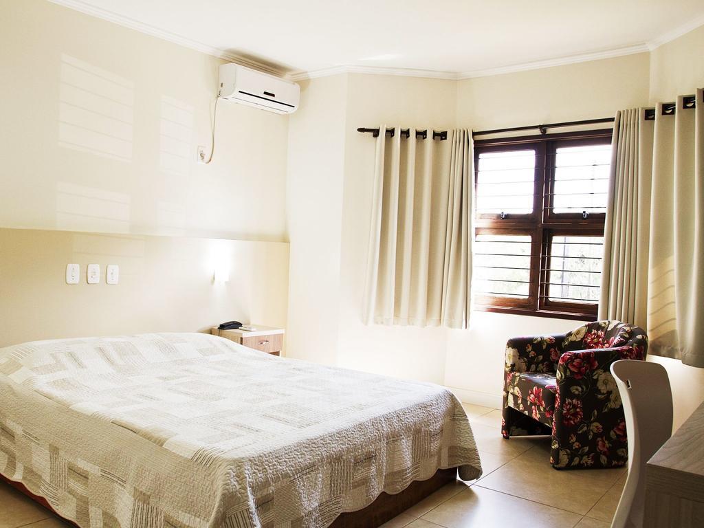 Senior Parque Hotel Santa Rosa  Extérieur photo